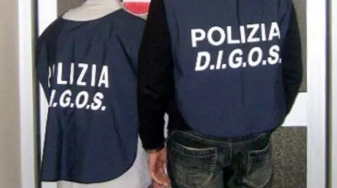 Neonazismo, blitz della Digos in tutta Italia: 26 indagati. Perquisizioni anche a Siena
