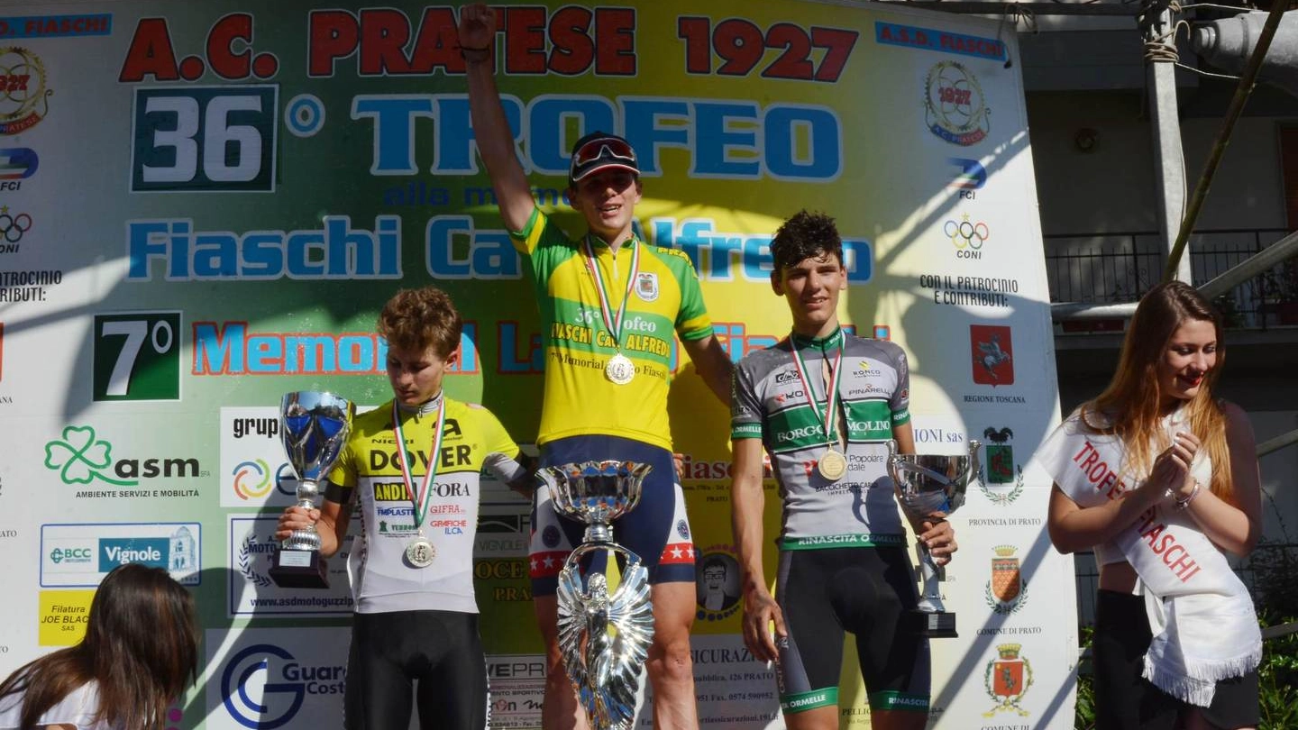 Il podio del trofeo Fiaschi (foto Pecchioli/Attalmi)