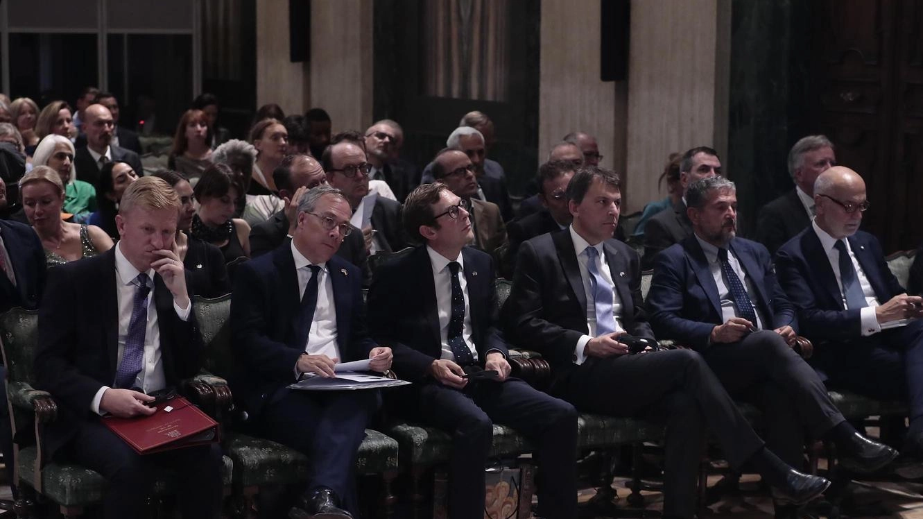 Pontignano dopo la Brexit: "Il BuonGoverno insegna a ricercare l’armonia" Pontignano dopo la Brexit: "Il BuonGoverno insegna a ricercare l’armonia"