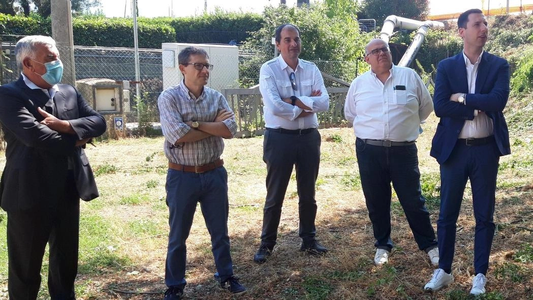 Via Pisanello riapre al transito dei pedoni Via Pisanello riapre al transito dei pedoni