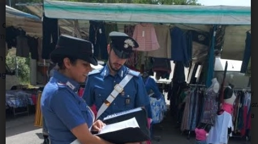 Controlli al mercato settimanale Controlli al mercato settimanale