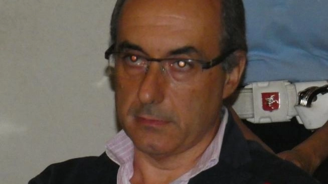 Rifiuti speciali al cimitero "Abbiamo seguito le regole" Rifiuti speciali al cimitero "Abbiamo seguito le regole"