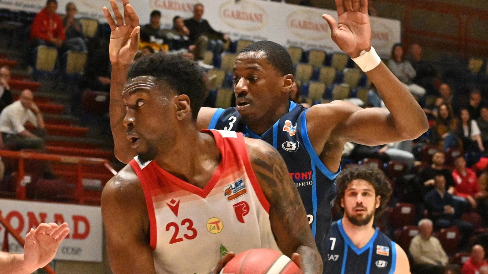 Bene Wheatle e Varnado, bentornato Angelo Bene Wheatle e Varnado, bentornato Angelo