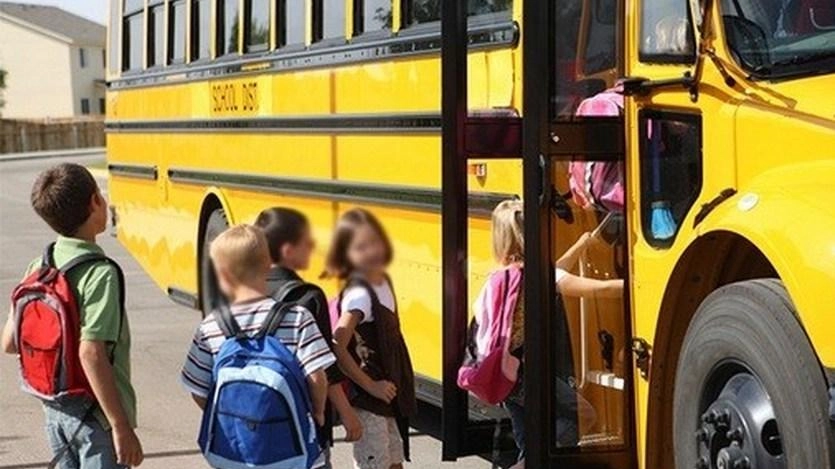 Scuolabus in ritardo. Comune diffida la ditta Scuolabus in ritardo. Comune diffida la ditta
