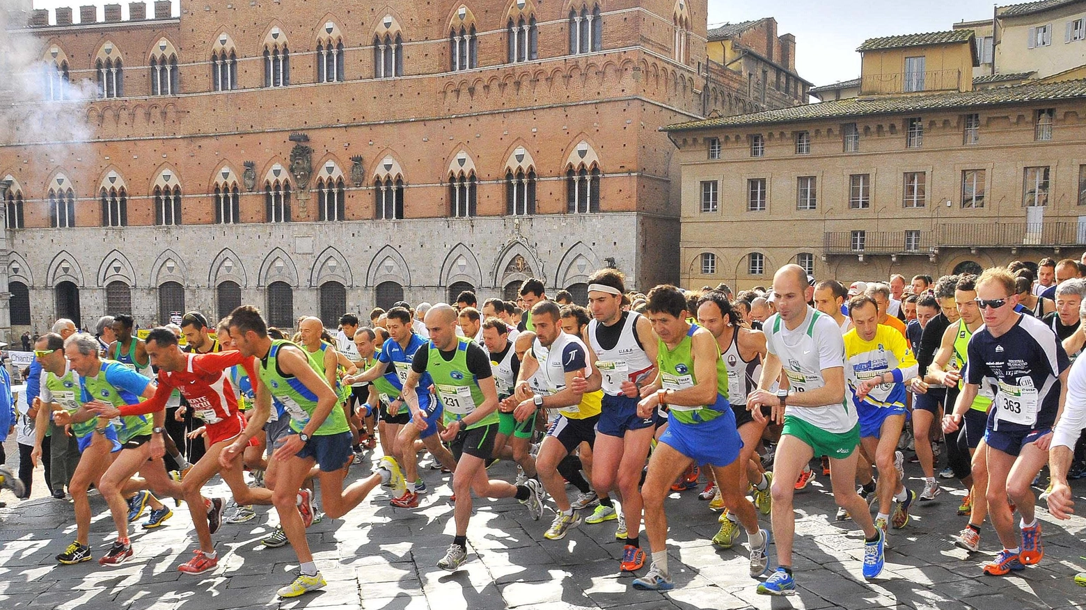 Torna ’Vivicittà’  La corsa dei diritti  domenica dalla Fortezza