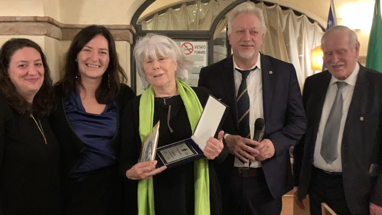 Lions Il Premio dell’amicizia ad Annalisa Gai Lions Il Premio dell’amicizia ad Annalisa Gai