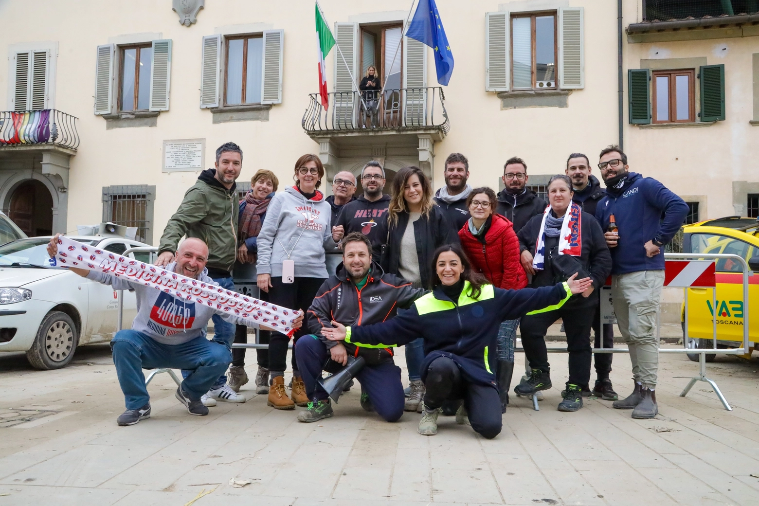 Foto di gruppo per i tifosi a Campi Bisenzio (foto Davide Franco/Germogli)