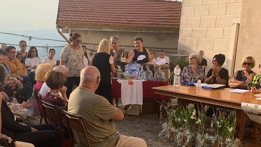 Un momento delle premiazioni Un momento delle premiazioni