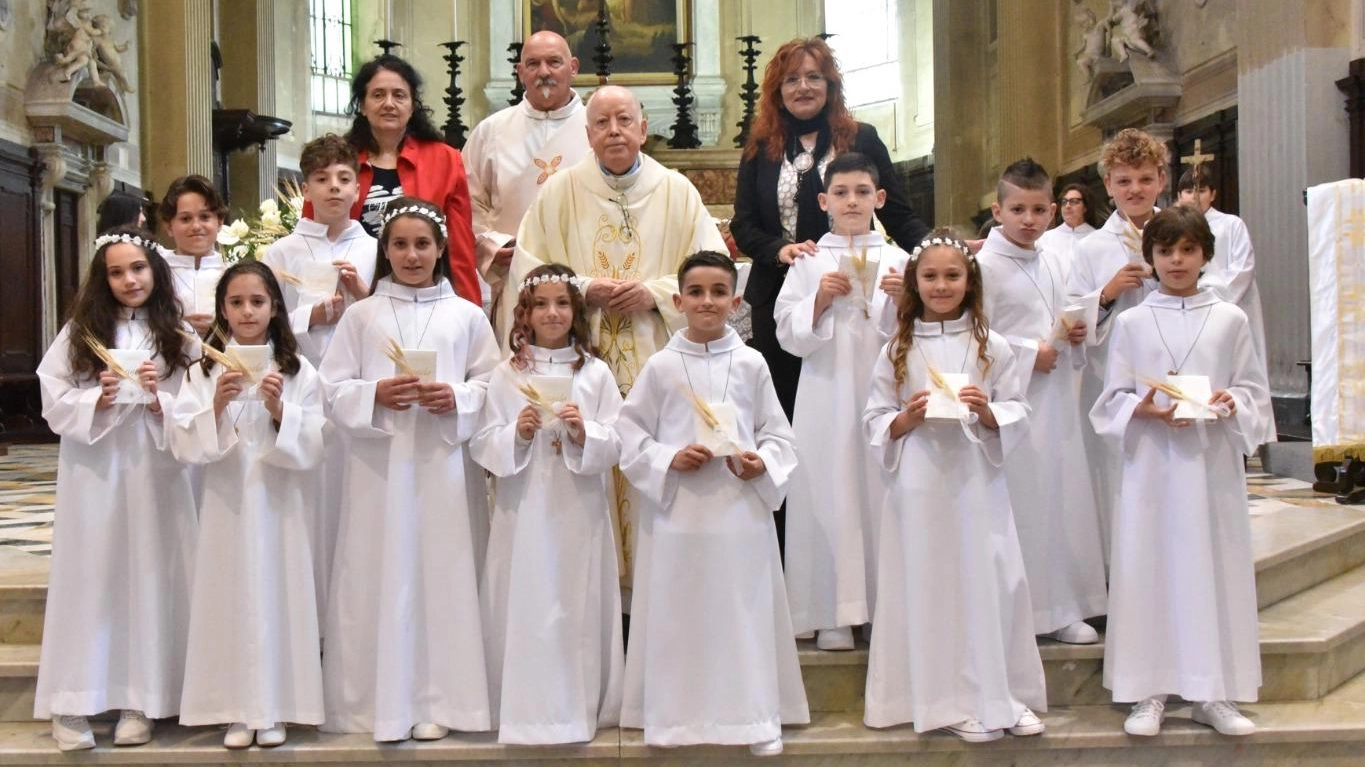Festa della Prima Comunione  per dodici ragazzi in Cattedrale