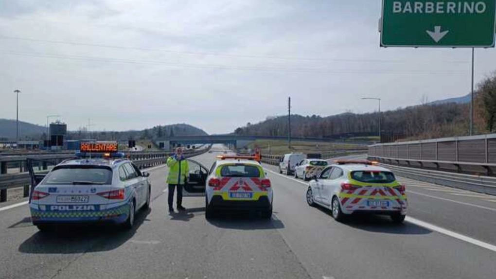 Autostrada (foto Ansa) Autostrada (foto Ansa)