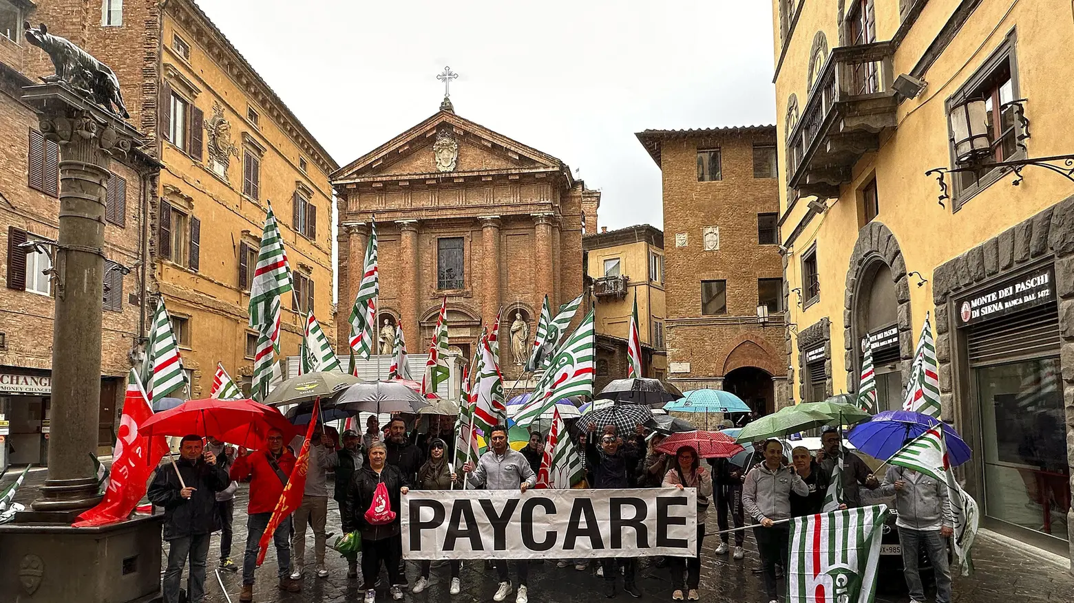 Pay Care scende in piazza "Lavoratori in ostaggio" Pay Care scende in piazza "Lavoratori in ostaggio"