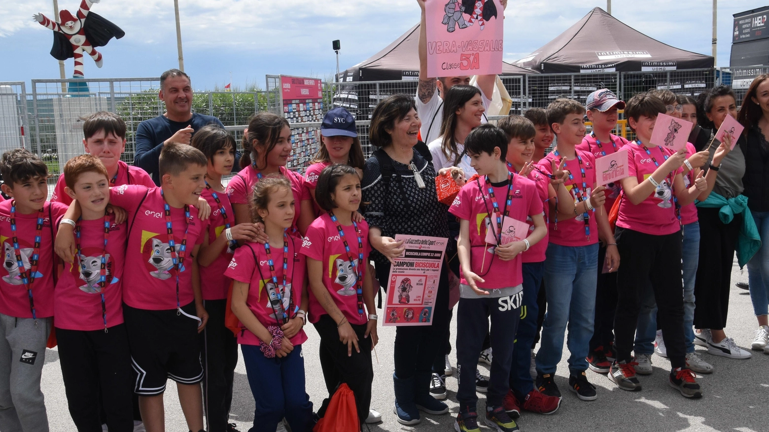 Nasce un fronte rosa Tappa fissa al Giro d’Italia L’idea degli imprenditori Nasce un fronte rosa Tappa fissa al Giro d’Italia L’idea degli imprenditori