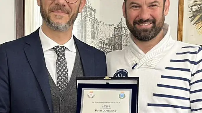Verso il gemellaggio Il sodalizio con Cefalù è sempre più stretto Verso il gemellaggio Il sodalizio con Cefalù è sempre più stretto