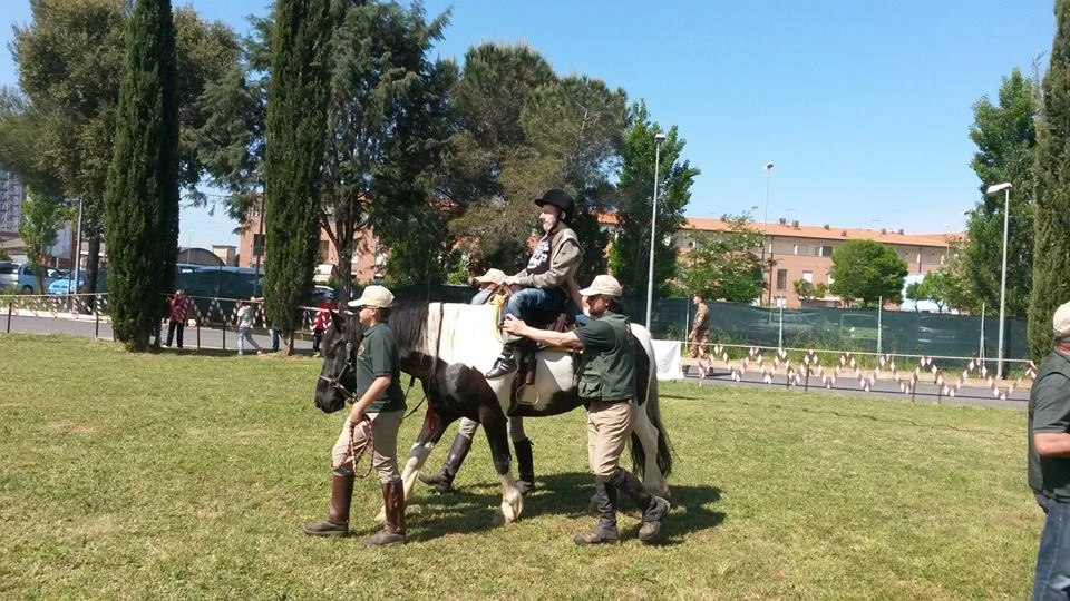 Ragazzi disabili a cavallo con il progetto Briciola