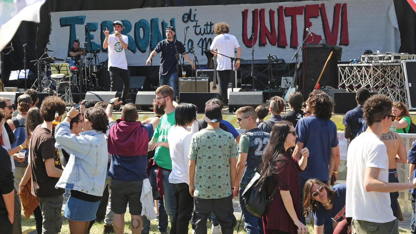 Il Festival Antirazzista e Terrone organizzato a Pontida