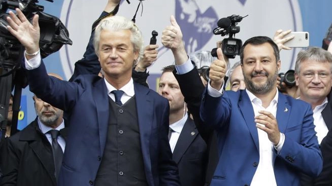 La sfida Ue in scena a Firenze. Salvini porta Wilders in piazza. E il sindaco invita alla protesta