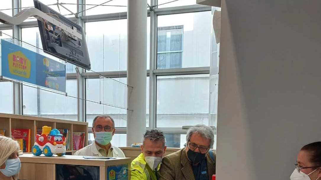 Baby pit stop al Lotti Un angolo riservato nell’atrio dell’ospedale per allattare i bambini Baby pit stop al Lotti Un angolo riservato nell’atrio dell’ospedale per allattare i bambini