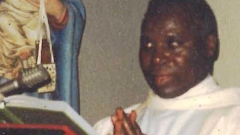E’ morto a 73 anni don Simon  Scappò dagli eccidi in Ruanda  E’ stato in molte parrocchie