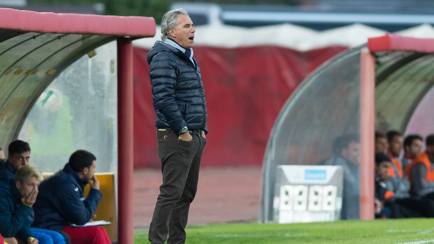 Andrea Danesi (allenatore Carrarese) (Foto Lapresse)