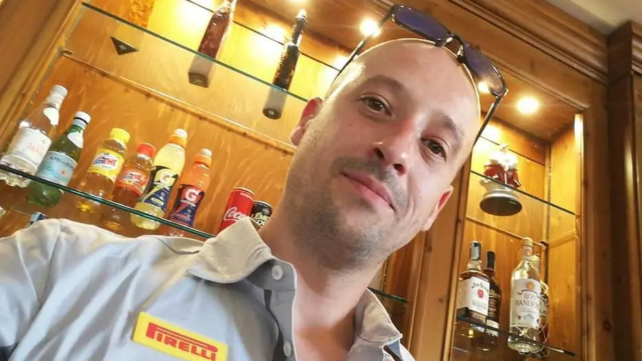 Tragedia sulla Chiantigiana "Riccardo amava le moto Era impegnato nel sociale" Bandiera a lutto nella Torre Tragedia sulla Chiantigiana "Riccardo amava le moto Era impegnato nel sociale" Bandiera a lutto nella Torre