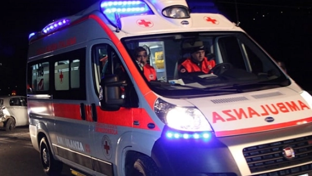 Un'ambulanza Un'ambulanza