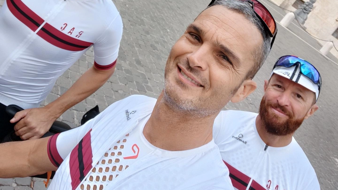 In bicicletta per battere i tumori In bicicletta per battere i tumori