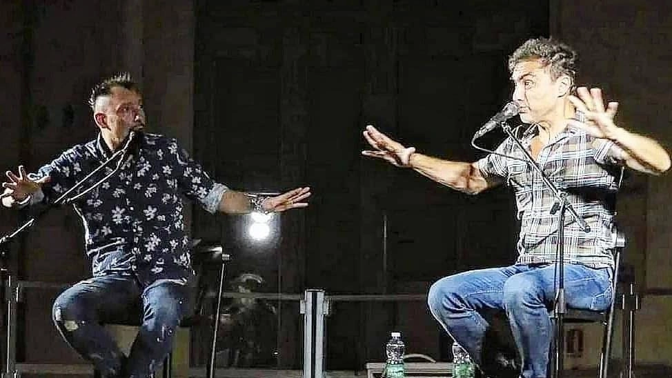 Andrea Barbi e Marco Ligabue, Uno Spettacolo per Un Cuore, Un Mondo Andrea Barbi e Marco Ligabue, Uno Spettacolo per Un Cuore, Un Mondo