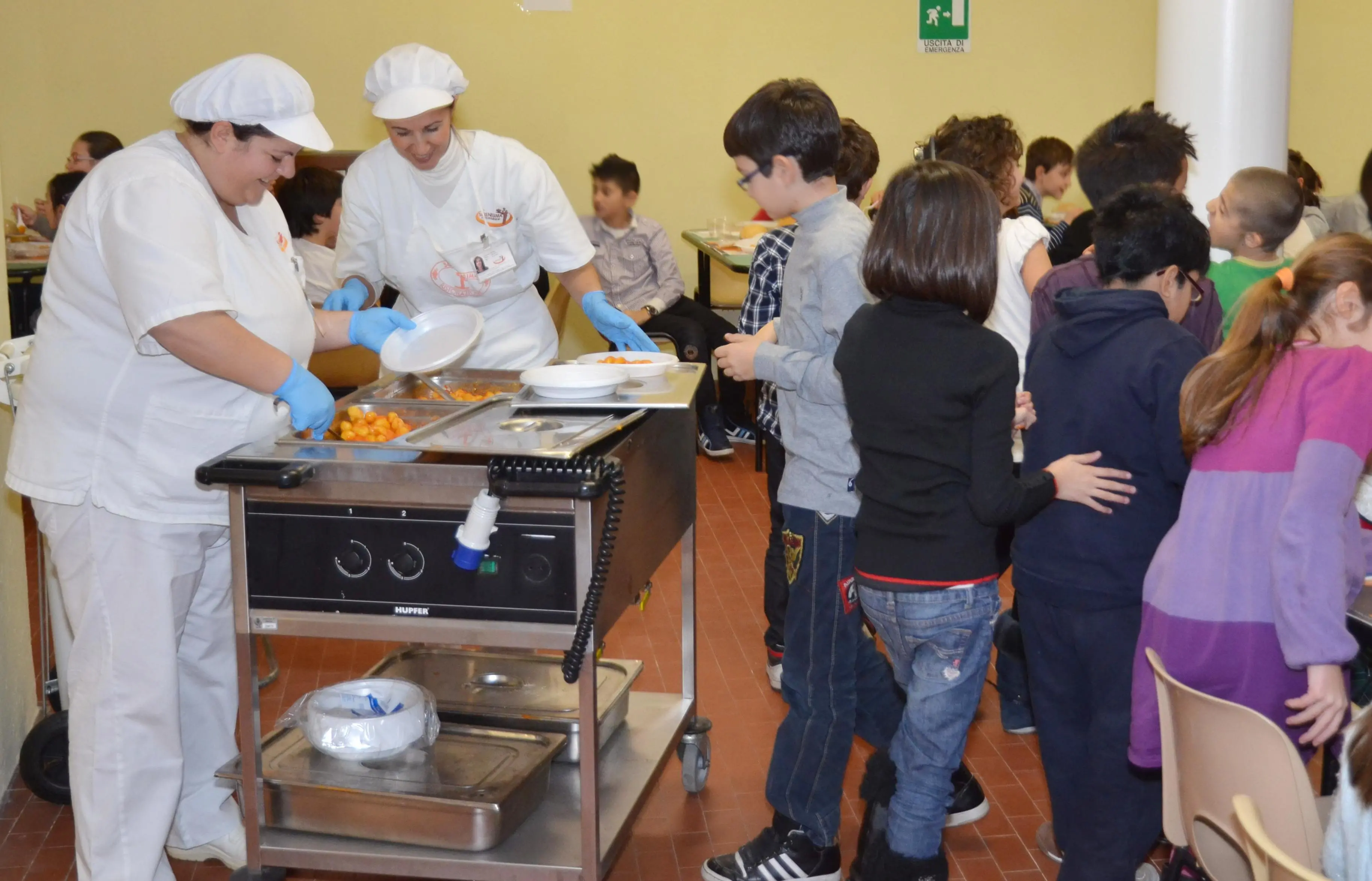 Mensa e scuolabus, troppi morosi Mancano all’appello 177mila euro