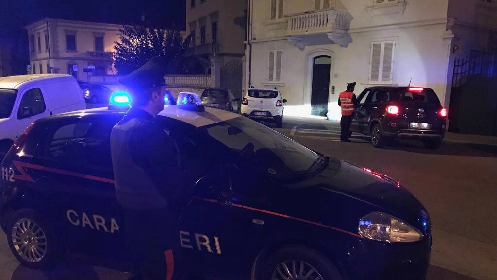 L'uomo è stato arrestato dai carabinieri del Radiomobile