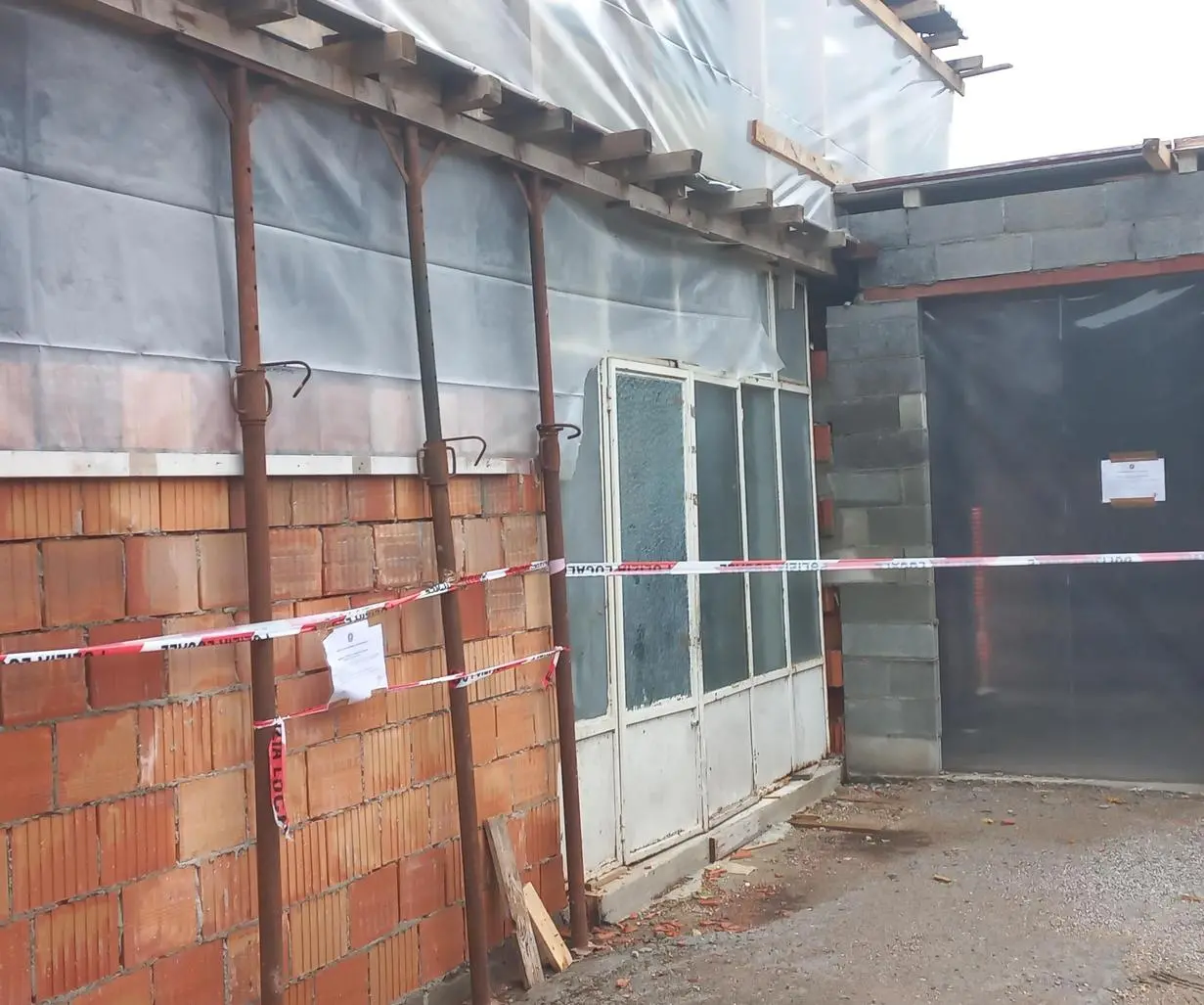 Sigilli a un cantiere abusivo. Denunciato imprenditore
