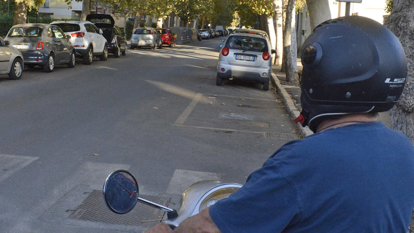 Il violento episodio è iniziato in via Sauro e un uomo è rimasto ferito in maniera grave Il violento episodio è iniziato in via Sauro e un uomo è rimasto ferito in maniera grave