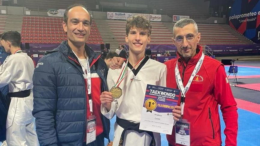 Conti, 21 anni e già quinto titolo nazionale. Stavolta trionfa nelle cinture nere senior Conti, 21 anni e già quinto titolo nazionale. Stavolta trionfa nelle cinture nere senior