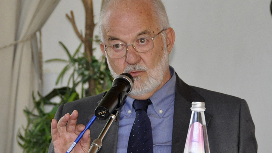 Il presidente provinciale di Federconsumatori, Giuseppe De Martis