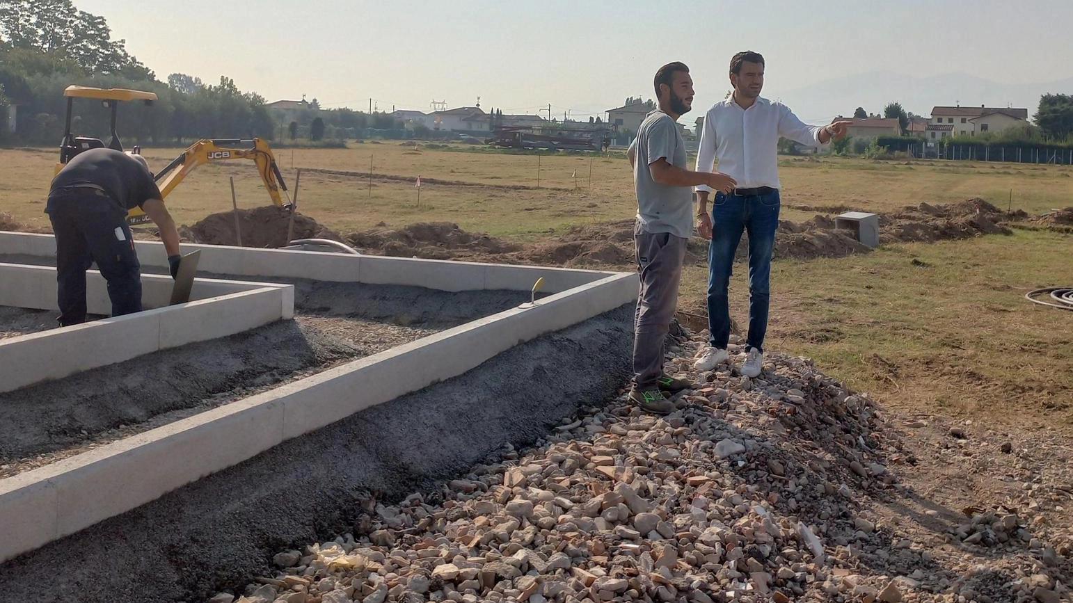 Parco pubblico, avanti tutta. Il nuovo polmone verde sarà pronto a primavera Parco pubblico, avanti tutta. Il nuovo polmone verde sarà pronto a primavera