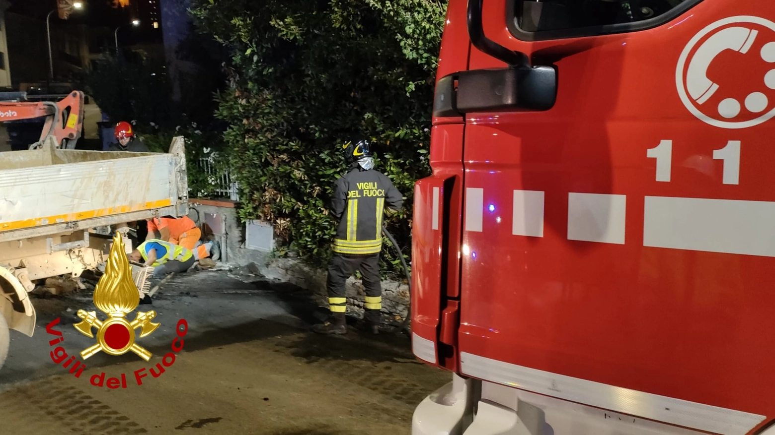L'intervento dei vigili del fuoco L'intervento dei vigili del fuoco