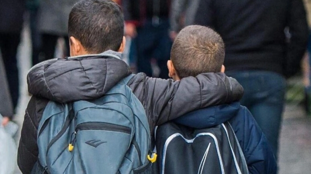 Bambini (foto Ansa) Bambini (foto Ansa)