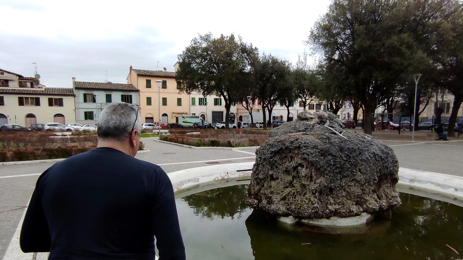 "Piazza Cesare Battisti  è stata abbandonata"