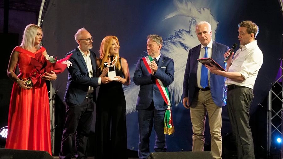 Lunezia, Nuove proposte a Noe Tommasini. Malgioglio, Masini e tanti vip sul palco