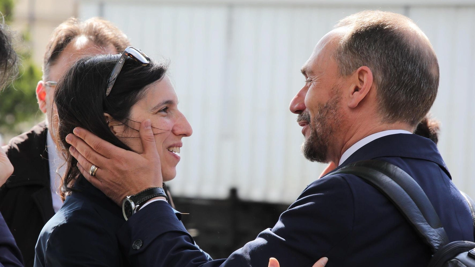 Il Pd di Elly tasta il terreno. I Dem volano sopra il 50%. E la Funaro piace parecchio. Fiducia a Giani e Nardella Il Pd di Elly tasta il terreno. I Dem volano sopra il 50%. E la Funaro piace parecchio. Fiducia a Giani e Nardella