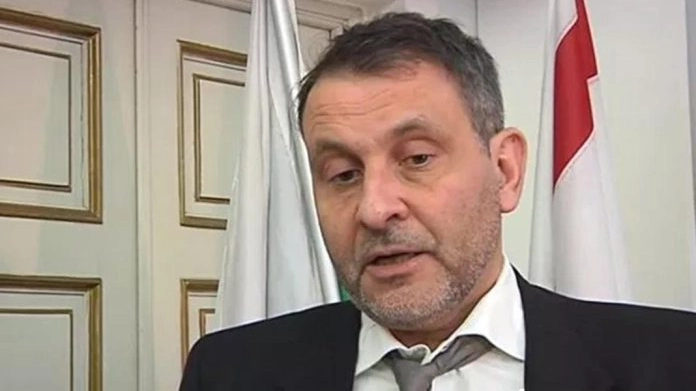 Il sindaco di Pescia Oreste Giurlani