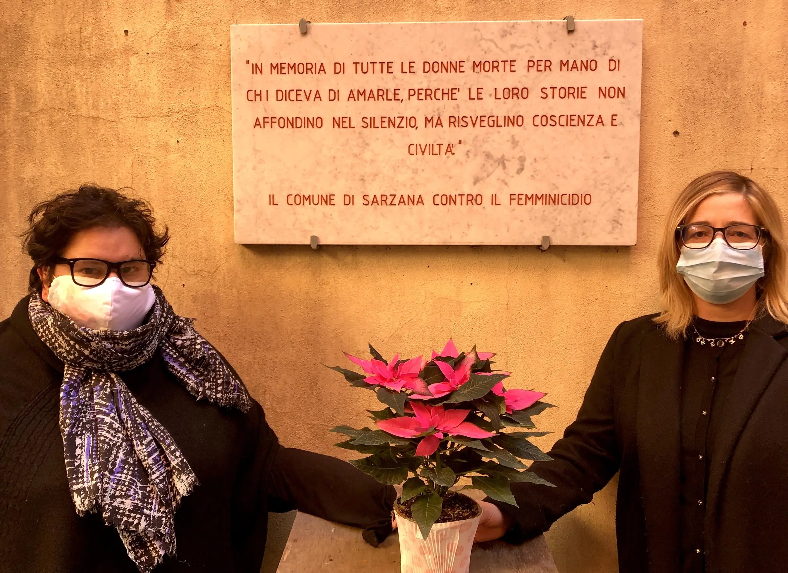 L’omaggio alla targa di via Mascardi