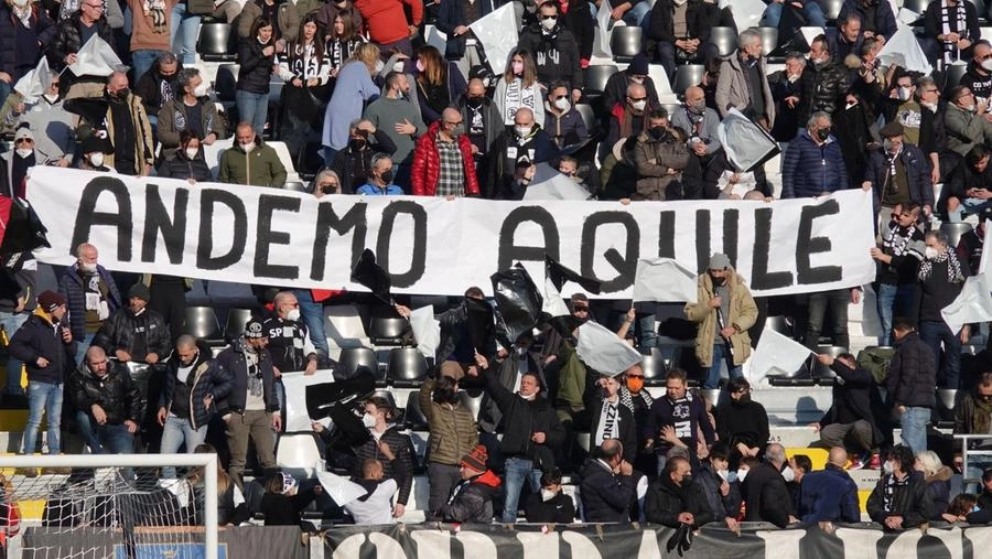 immagine di sfondo 16