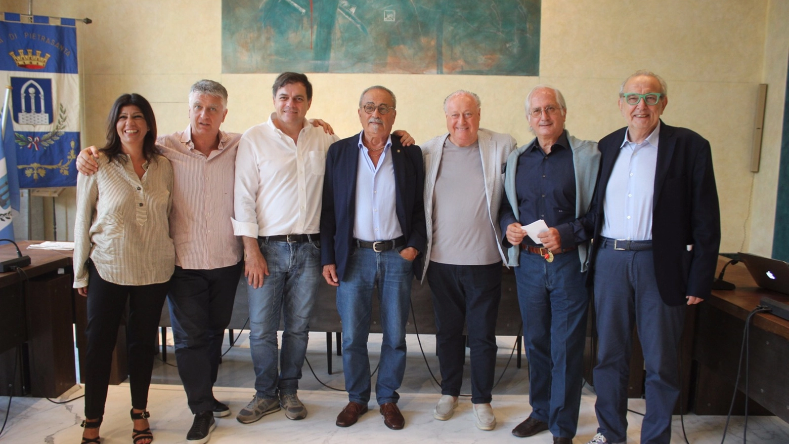 Il presidente Benedetti (al centro) con i membri del Cda
