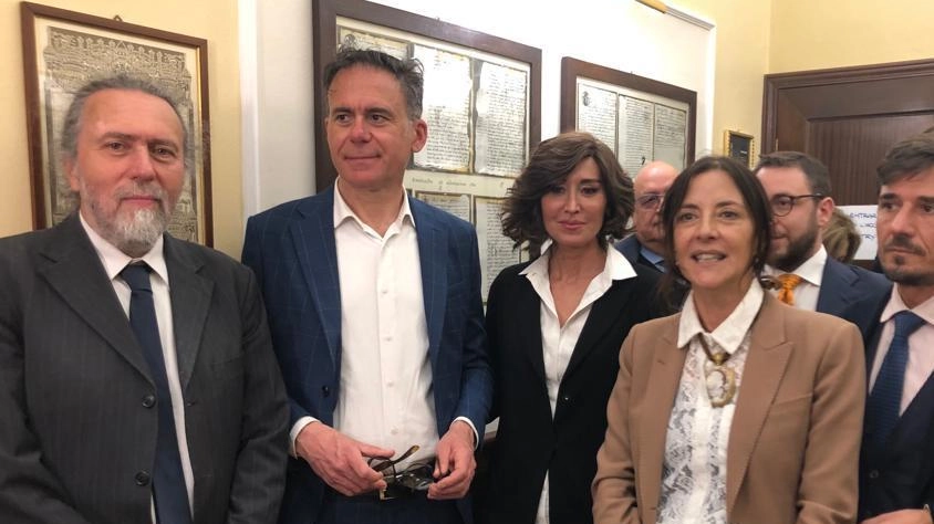 Sfuma l’ipotesi bis per la Bonsangue in giunta "Non tradirò la fiducia dei miei elettori" Sfuma l’ipotesi bis per la Bonsangue in giunta "Non tradirò la fiducia dei miei elettori"