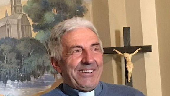 Inaugurata la struttura di via Donateschi messa a disposizione dalla Caritas diocesana. Il direttore Don Armando Zappolini: "Grande attenzione per il problema dell’abitare".