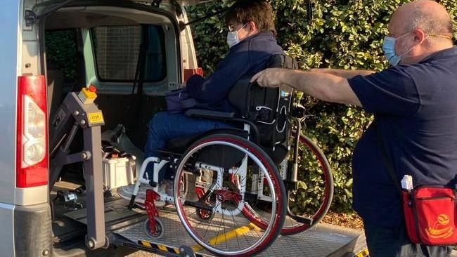 In soccorso di anziani e disabili. Progetto della Società della salute per sostenerli nella vita quotidiana In soccorso di anziani e disabili. Progetto della Società della salute per sostenerli nella vita quotidiana