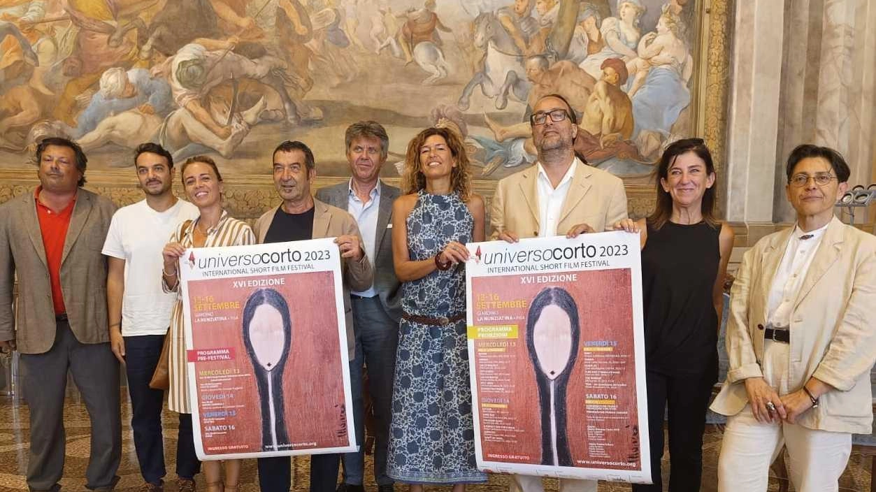 Cinema Torna universo corto Cinema Torna universo corto