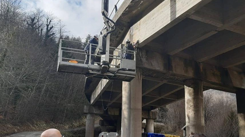 Lavori al ponte di Maresca Querelle "interna" ai dem Lavori al ponte di Maresca Querelle "interna" ai dem