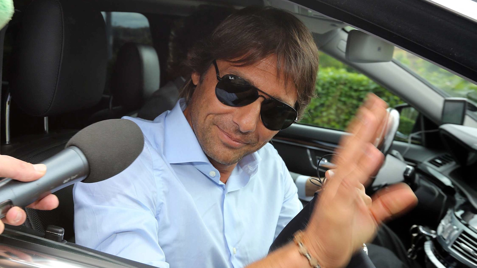 Il nuovo ct della Nazionale, Antonio Conte, arriva al centro tecnico di Coverciano (Germogli)