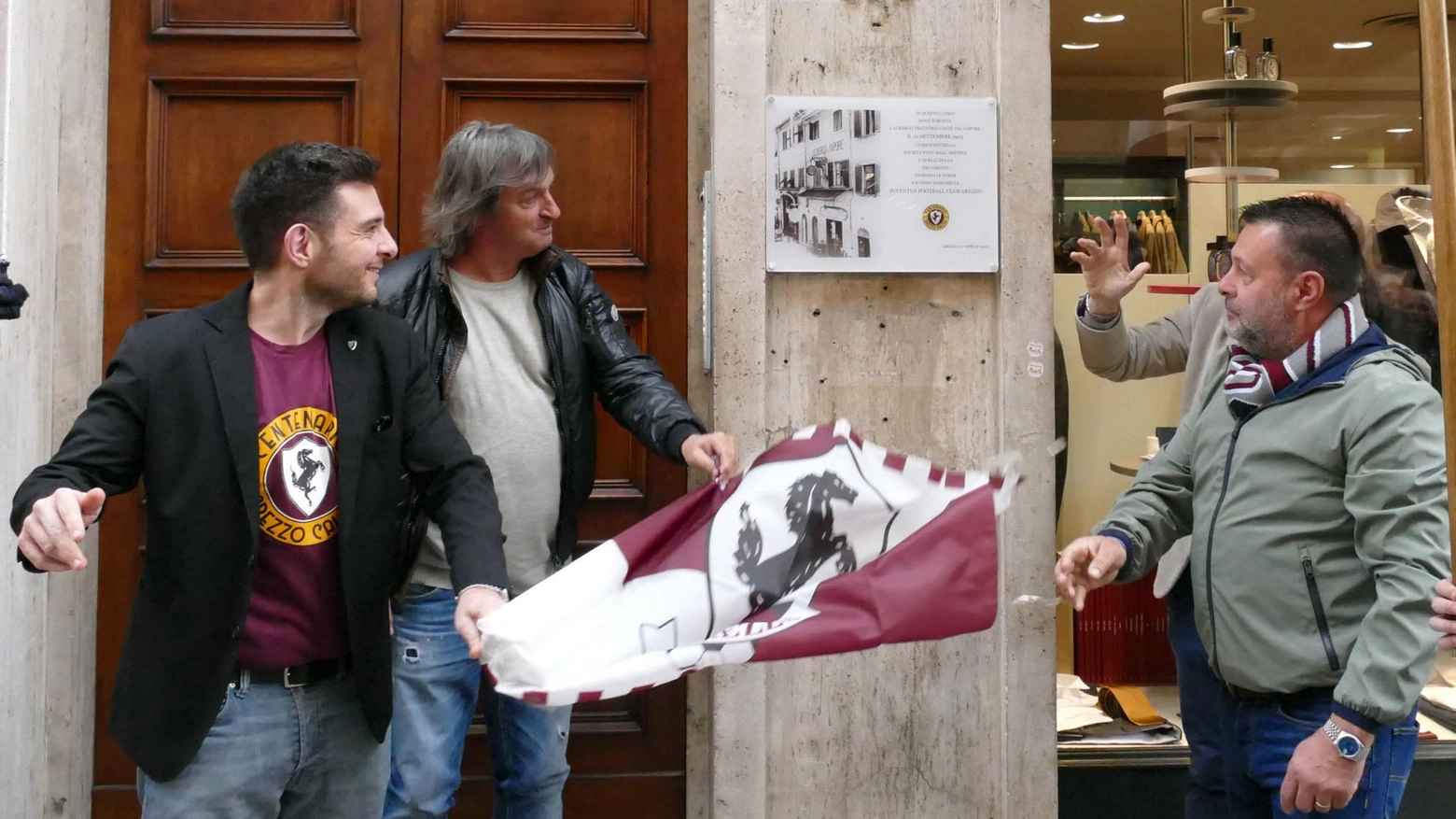 Ritorno alle radici, in una targa la corsa del Cavallino Ritorno alle radici, in una targa la corsa del Cavallino